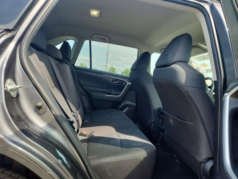 2023 TOYOTA RAV4 LE 11