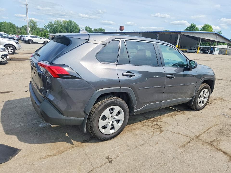 2023 TOYOTA RAV4 LE 3