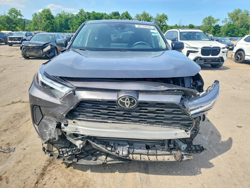2023 TOYOTA RAV4 LE 5