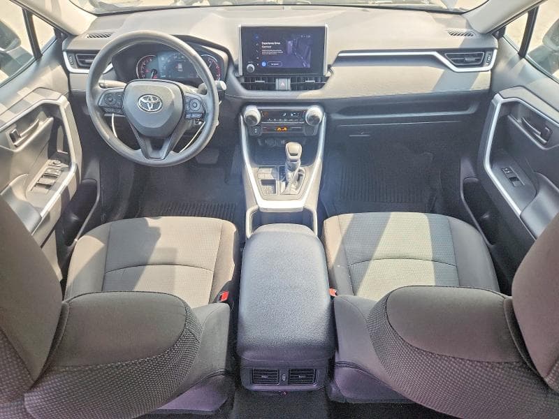 2023 TOYOTA RAV4 LE 8