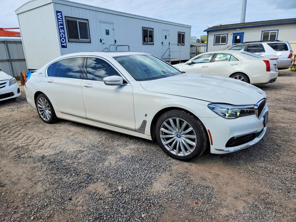 2018 BMW 740 XE 4
