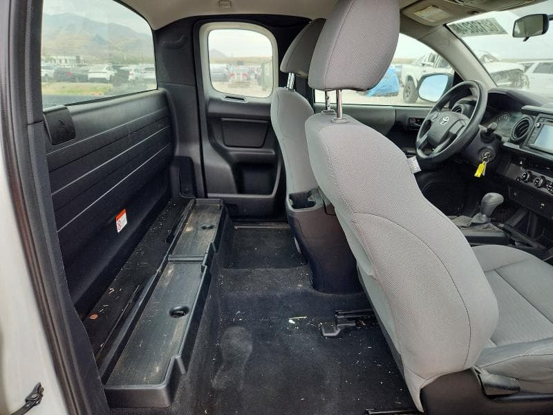 2017 TOYOTA TACOMA SR 10