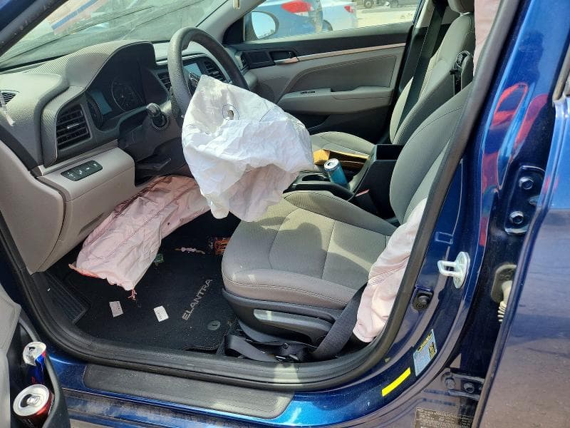 2019 HYUNDAI ELANTRA SEL 7