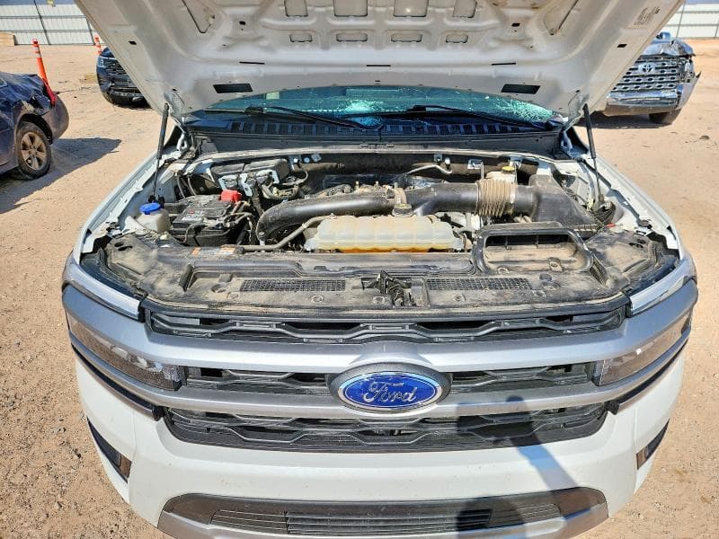 2024 FORD EXPEDITION XLT 12