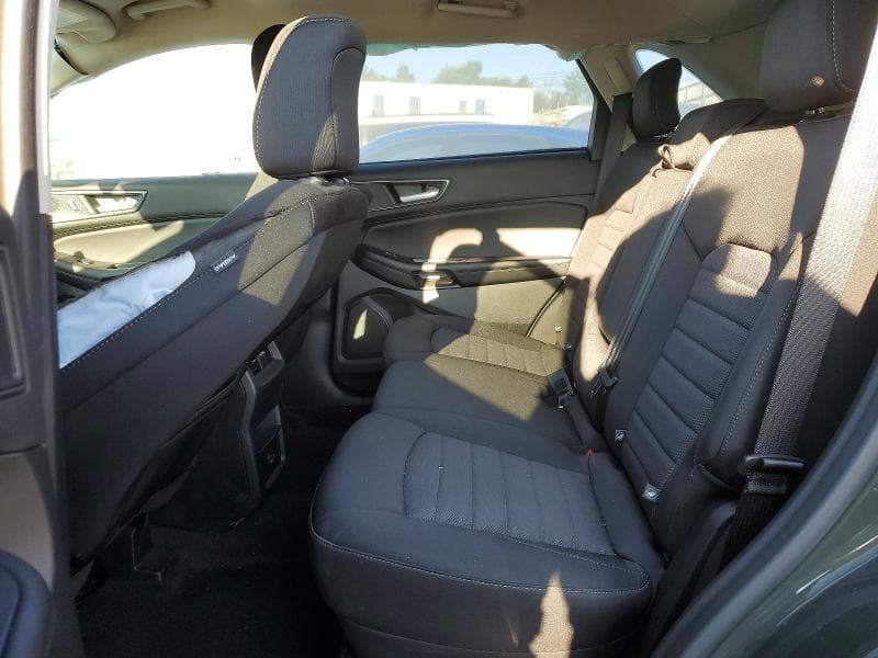 2022 FORD EDGE SE 11