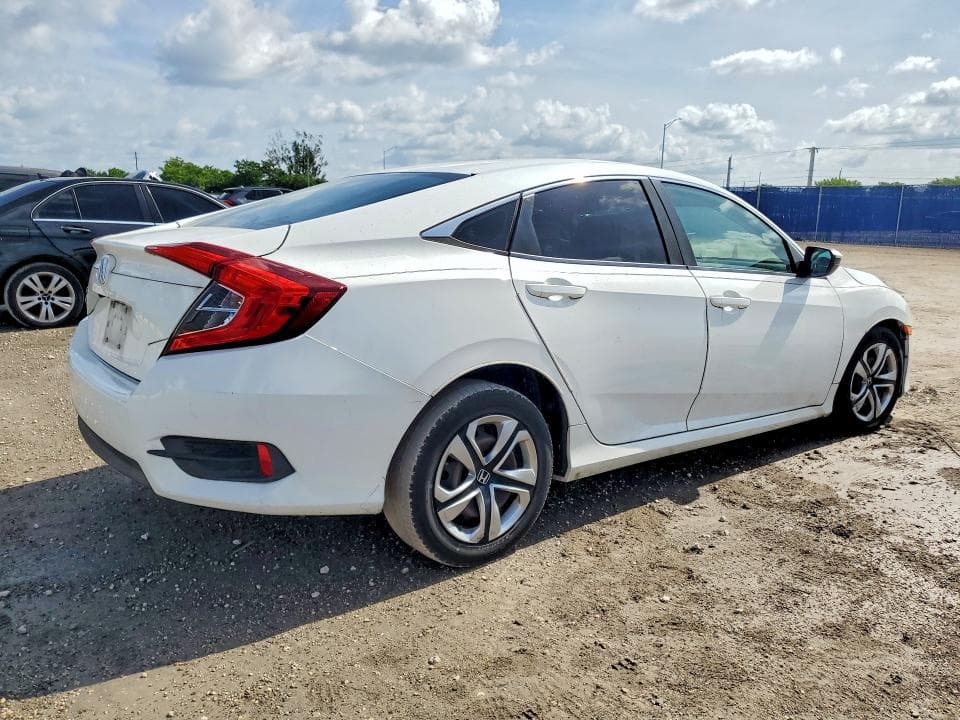2018 HONDA CIVIC LX 3