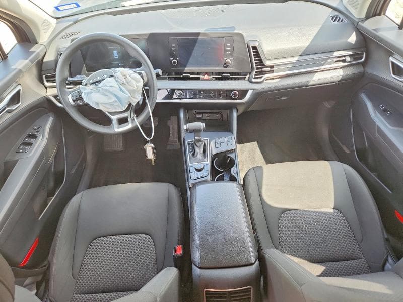 2025 KIA SPORTAGE LX 8