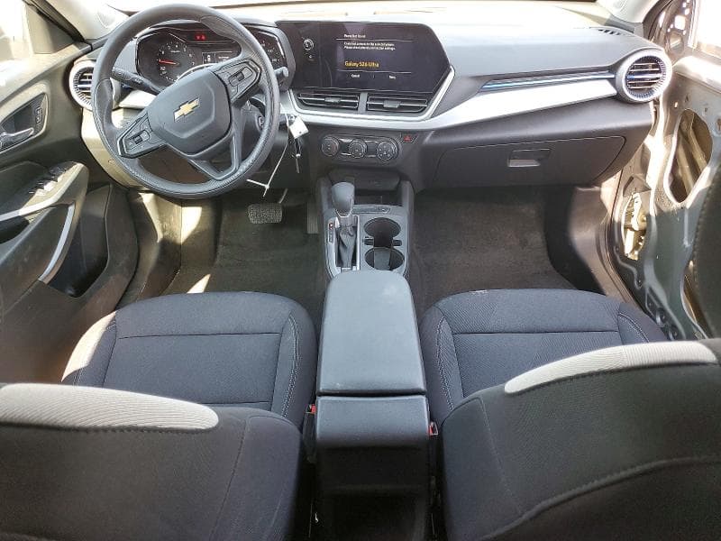 2026 CHEVROLET TRAX LS 8