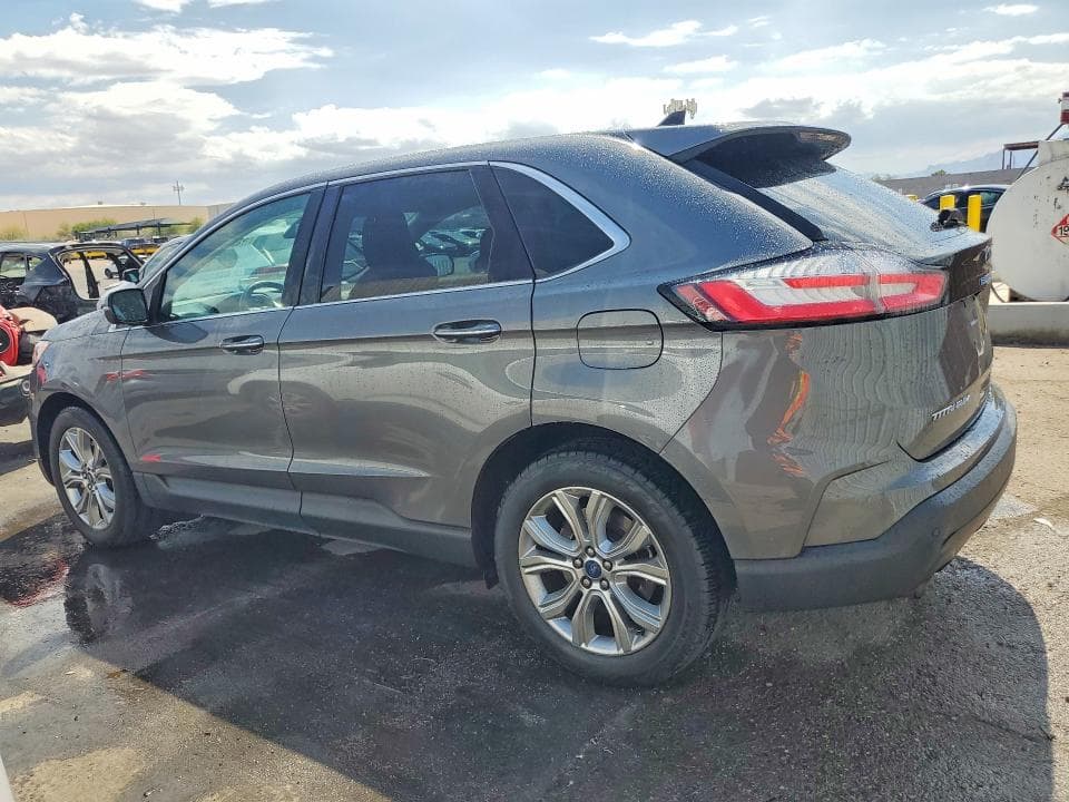 2022 FORD EDGE TITANIUM 2