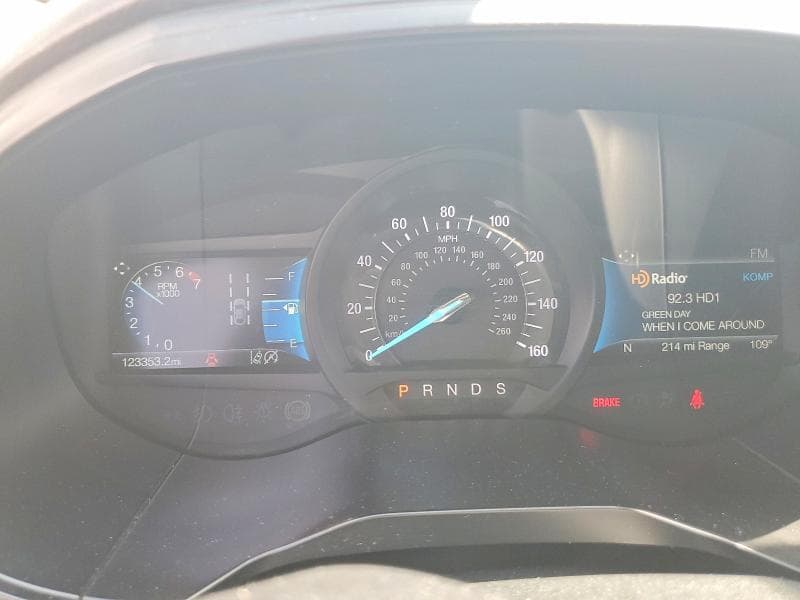 2022 FORD EDGE TITANIUM 9