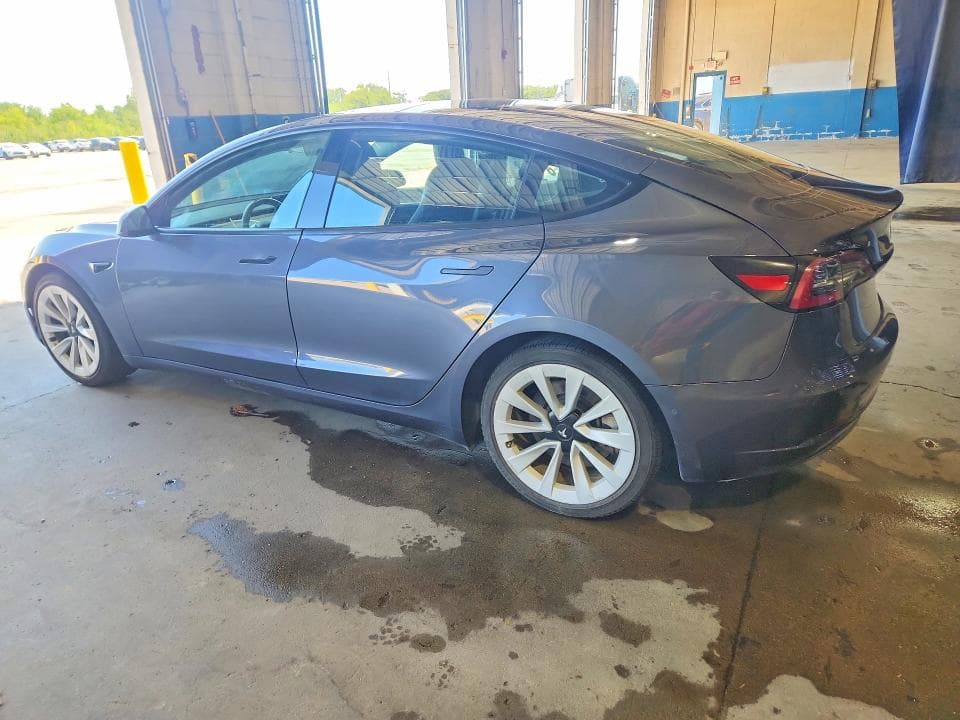 2022 TESLA MODEL 3 2