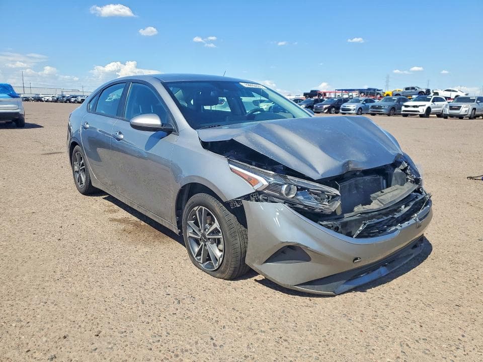 2023 KIA FORTE LXS 4
