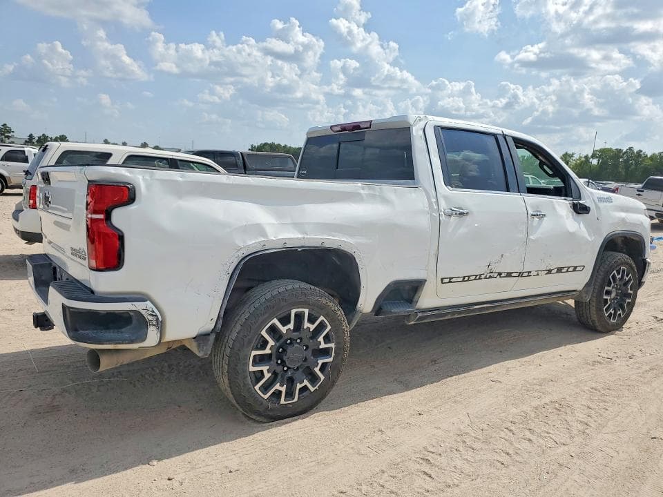 2026 CHEVROLET SILVERADO K2500 HIGH COUNTRY 3