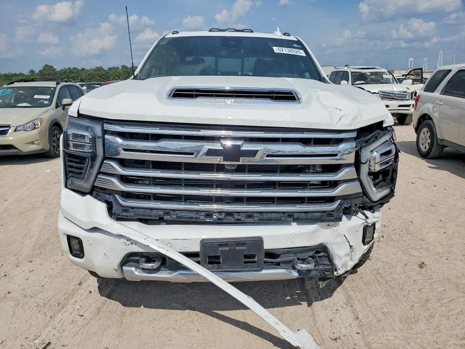 2026 CHEVROLET SILVERADO K2500 HIGH COUNTRY 5