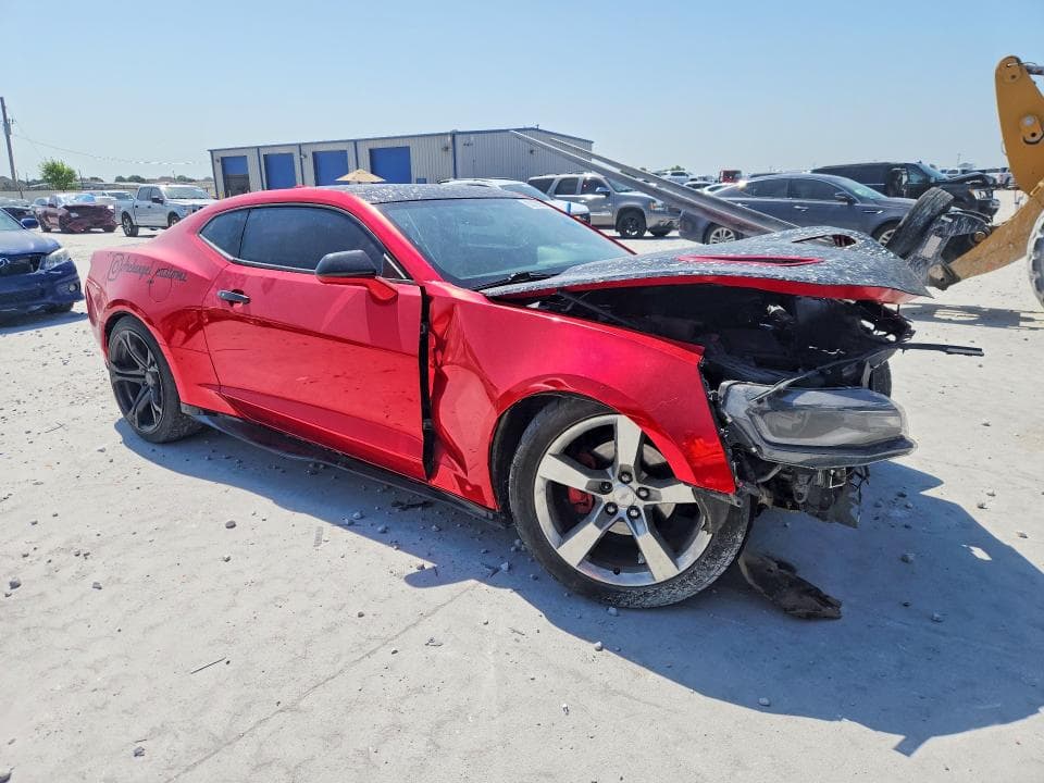 2018 CHEVROLET CAMARO LT 4