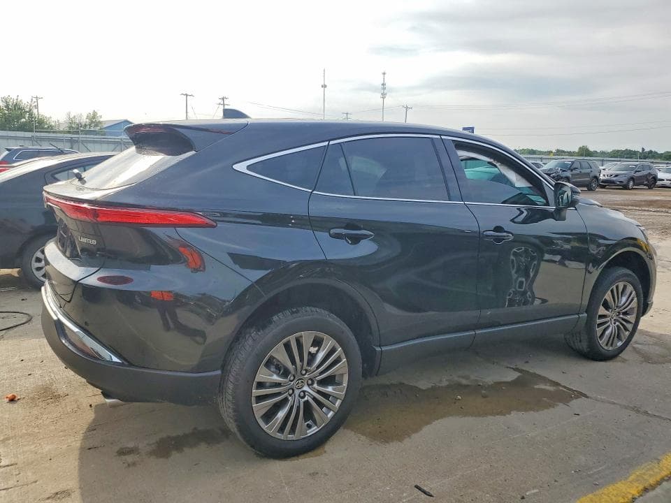 2024 TOYOTA VENZA LIMITED 3