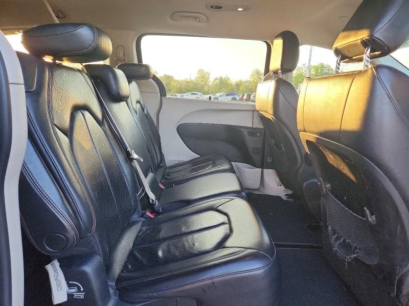 2019 CHRYSLER PACIFICA TOURING L TOURING L 12