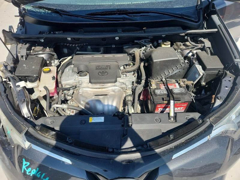 2018 TOYOTA RAV4 XLE 12
