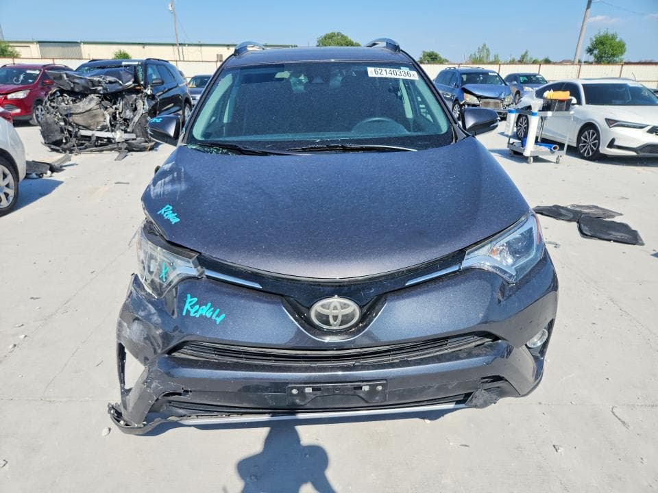 2018 TOYOTA RAV4 XLE 5