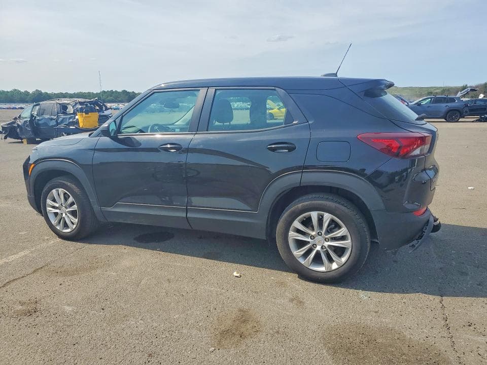 2023 CHEVROLET TRAILBLAZER LS 2