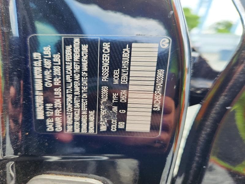 2017 INFINITI QX30 BASE 12