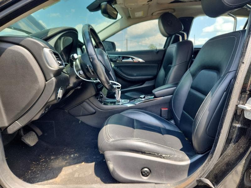 2017 INFINITI QX30 BASE 7
