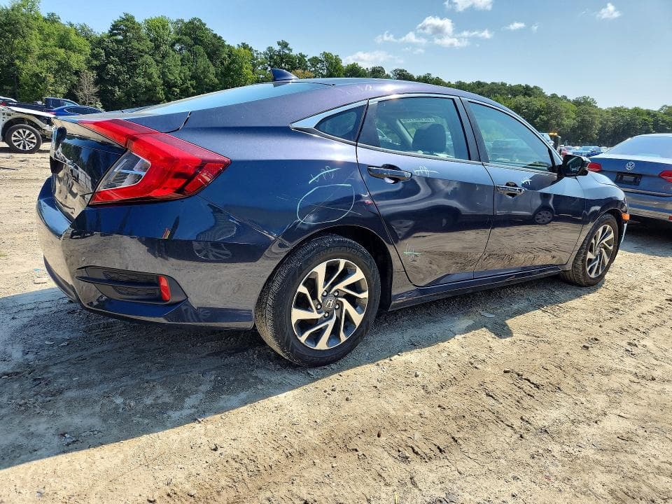 2017 HONDA CIVIC EX 3