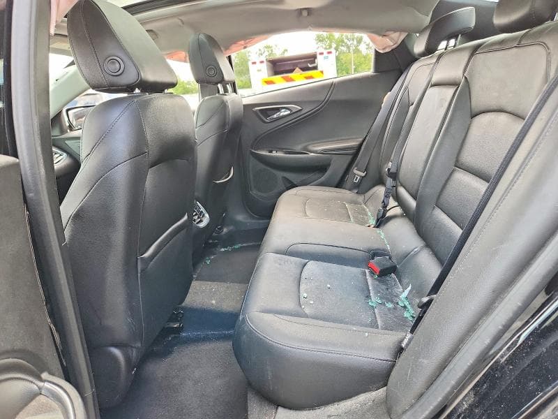 2017 CHEVROLET MALIBU LT 10