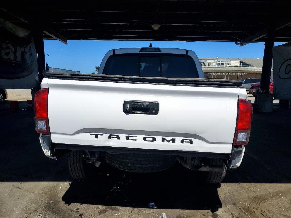 2021 TOYOTA TACOMA SR 6