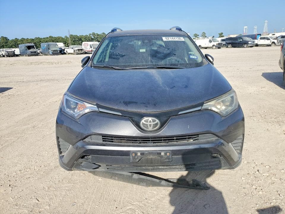 2017 TOYOTA RAV4 LE 5
