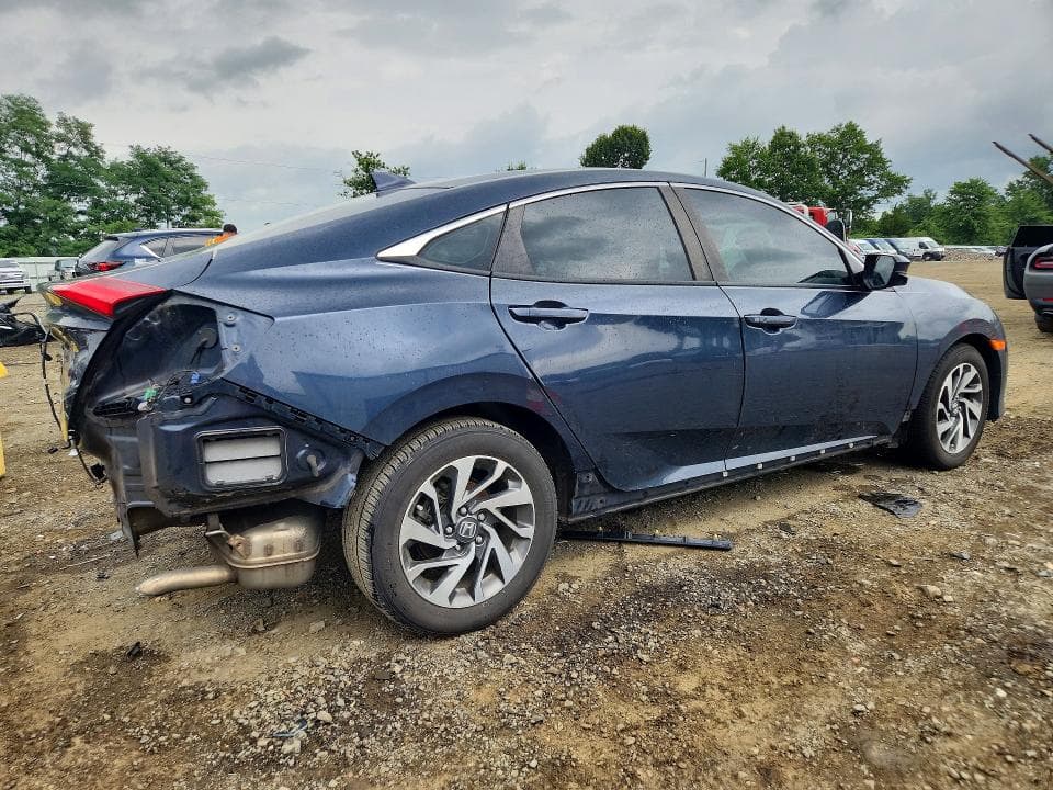 2018 HONDA CIVIC EX 3