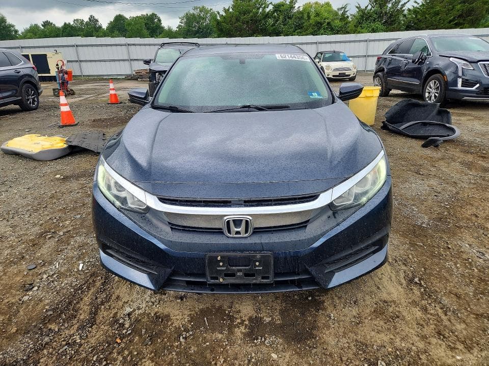2018 HONDA CIVIC EX 5