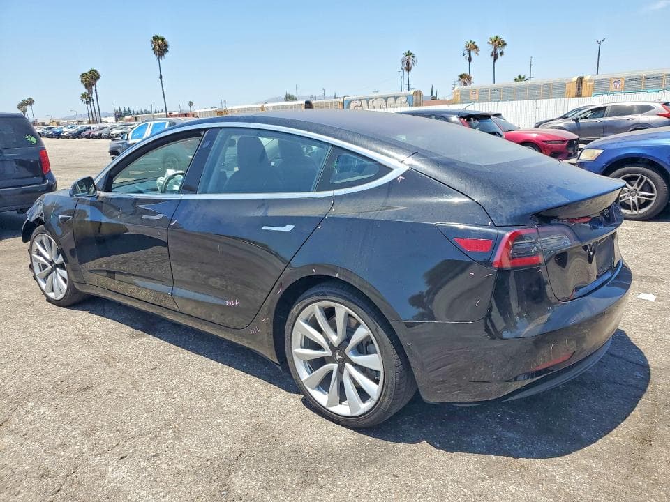 2018 TESLA MODEL 3 2