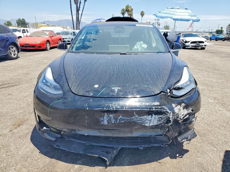 2018 TESLA MODEL 3 5