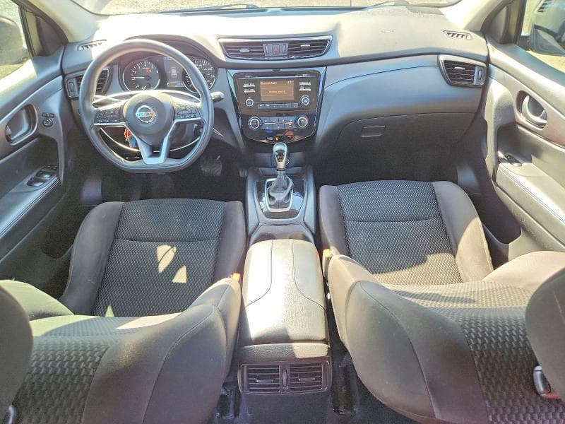 2017 NISSAN ROGUE SPORT S 8