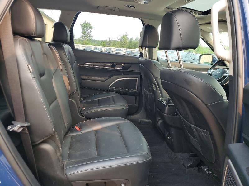 2025 KIA TELLURIDE S 11