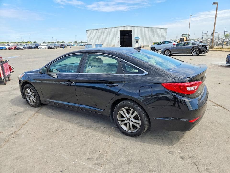 2017 HYUNDAI SONATA SE 2
