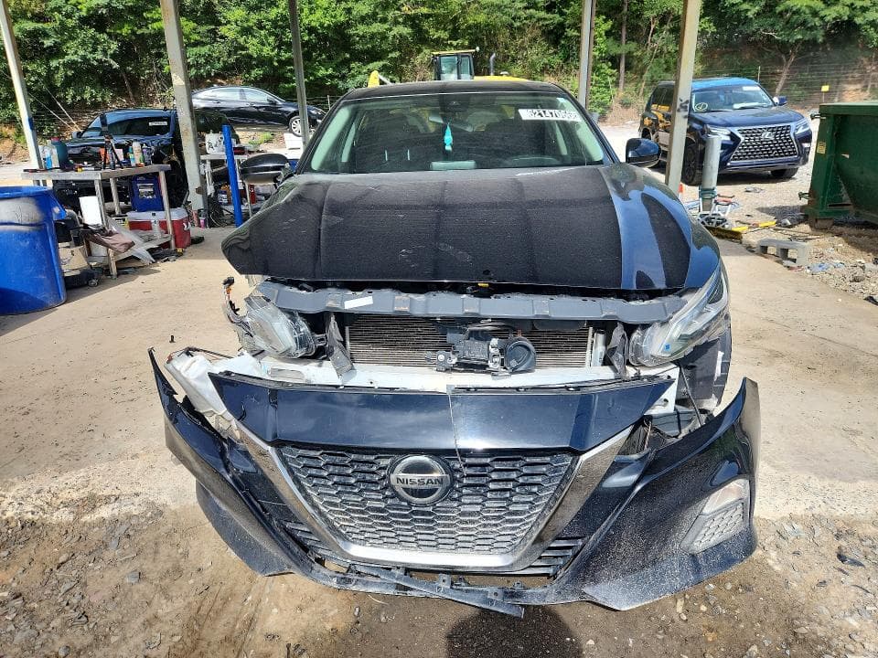 2021 NISSAN ALTIMA SR 5
