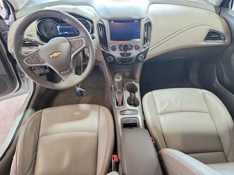 2017 CHEVROLET CRUZE PREMIER 8