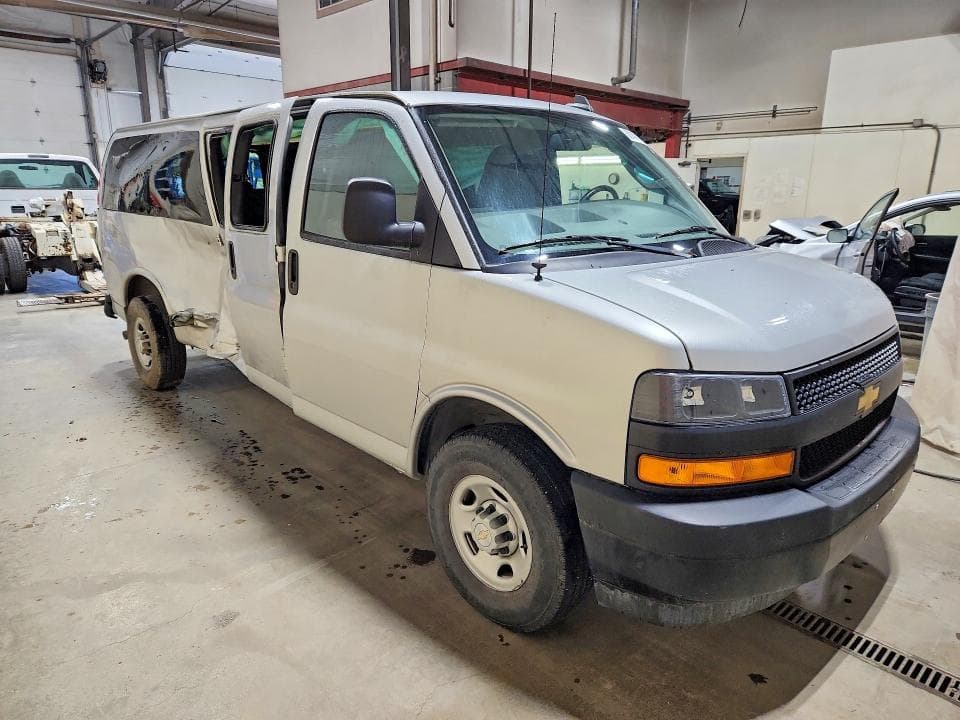 2023 CHEVROLET EXPRESS G3500 LS LS 4