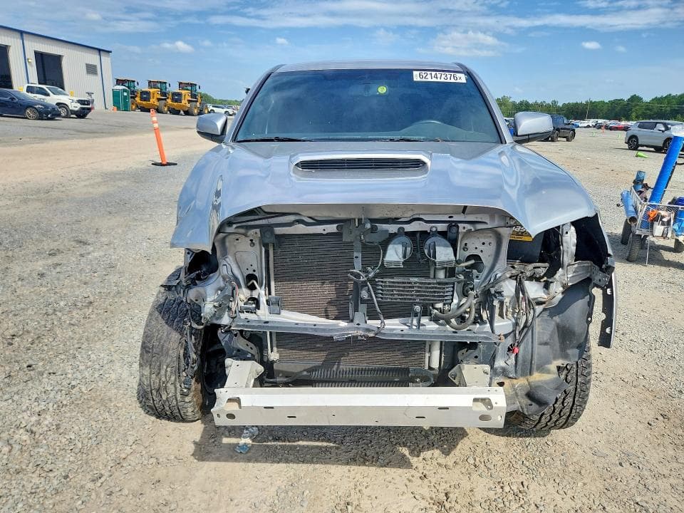 2017 TOYOTA TACOMA TRD SPORT 5