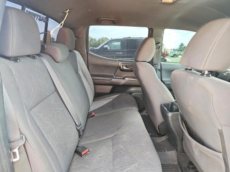 2017 TOYOTA TACOMA TRD SPORT 10