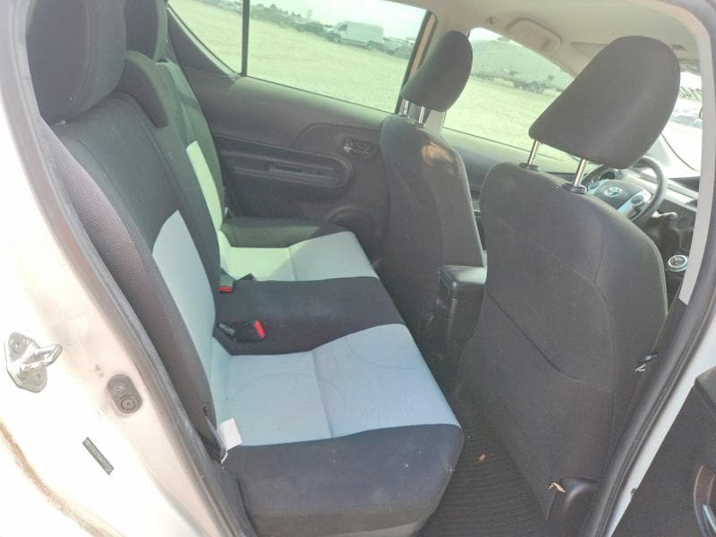 2017 TOYOTA PRIUS C TWO 10