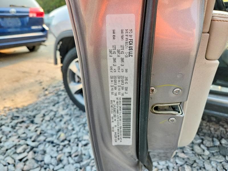 2019 JEEP CHEROKEE LIMITED 14