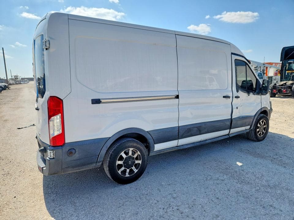 2017 FORD TRANSIT VAN T-250 EL 3