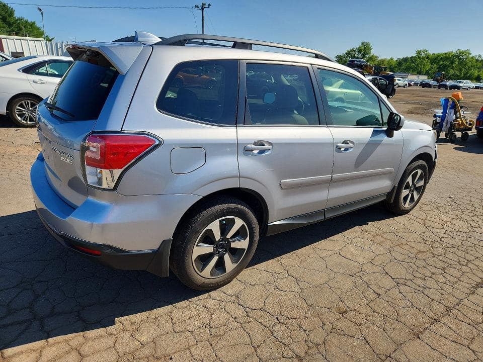 2017 SUBARU FORESTER 2.5I PREMIUM 3