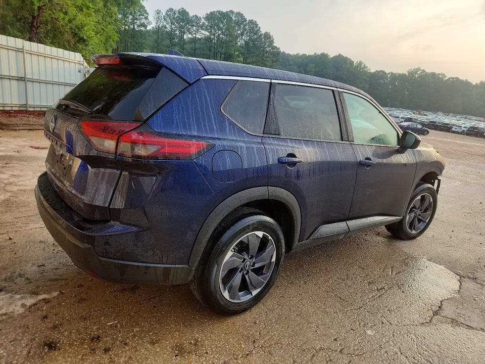 2026 NISSAN ROGUE SV 3
