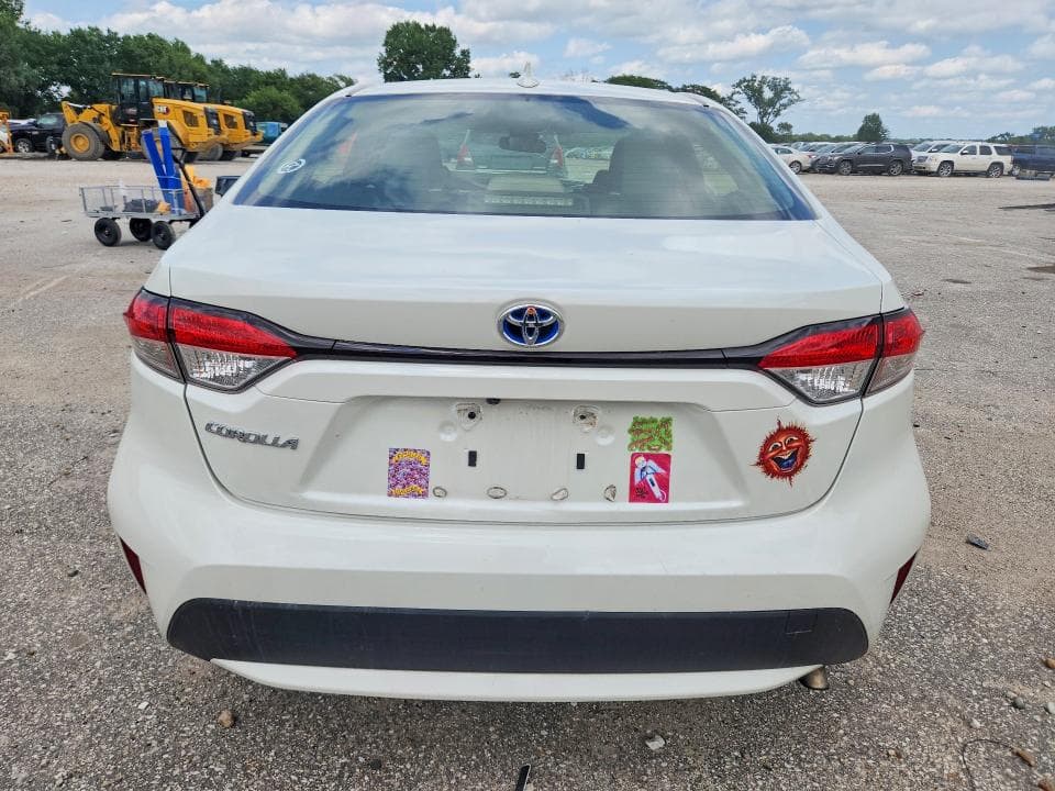 2021 TOYOTA COROLLA LE 6