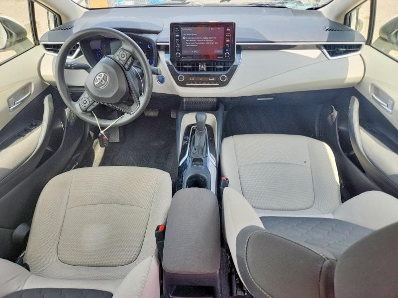 2021 TOYOTA COROLLA LE 8