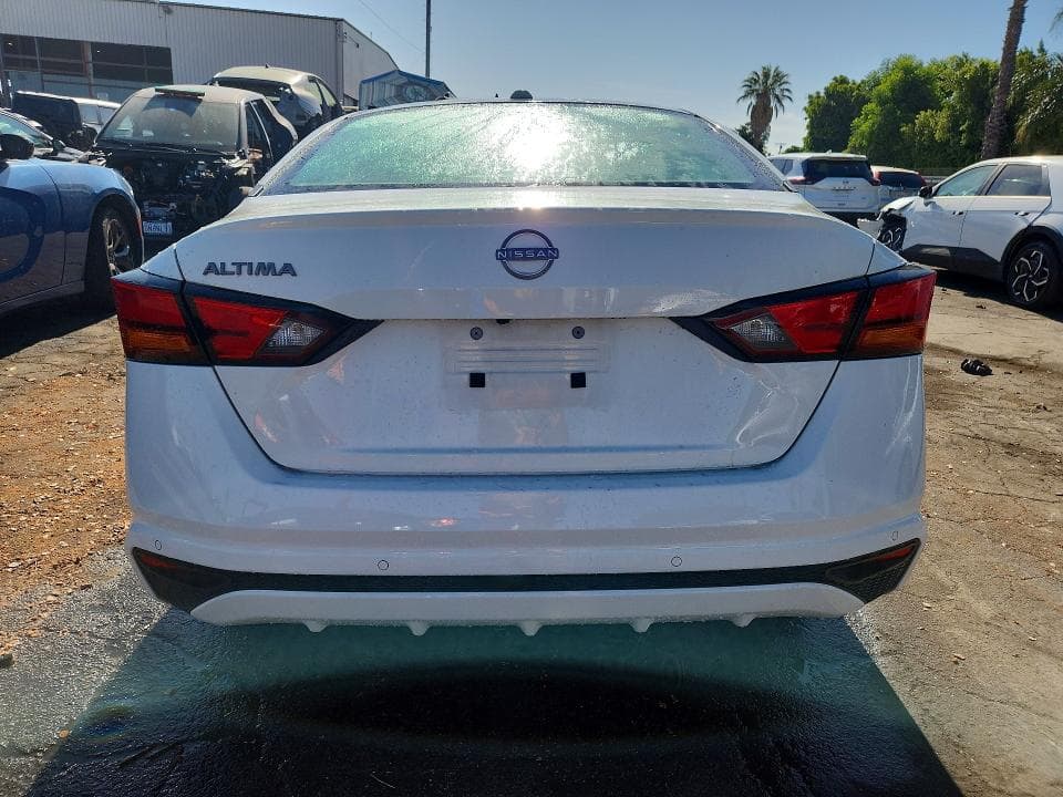 2025 NISSAN ALTIMA SV 6